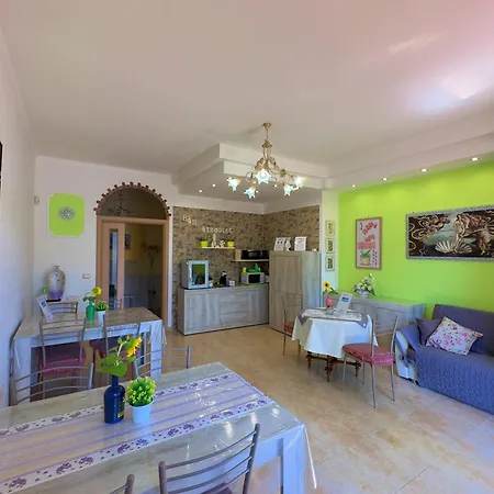 Afrodite Bed & Breakfast 4*