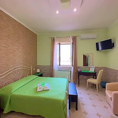 فندق مبيت وإفطار Afrodite
