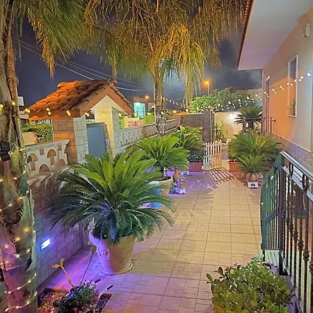 Afrodite فندق مبيت وإفطار 4*