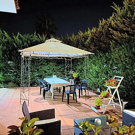 Afrodite فندق مبيت وإفطار